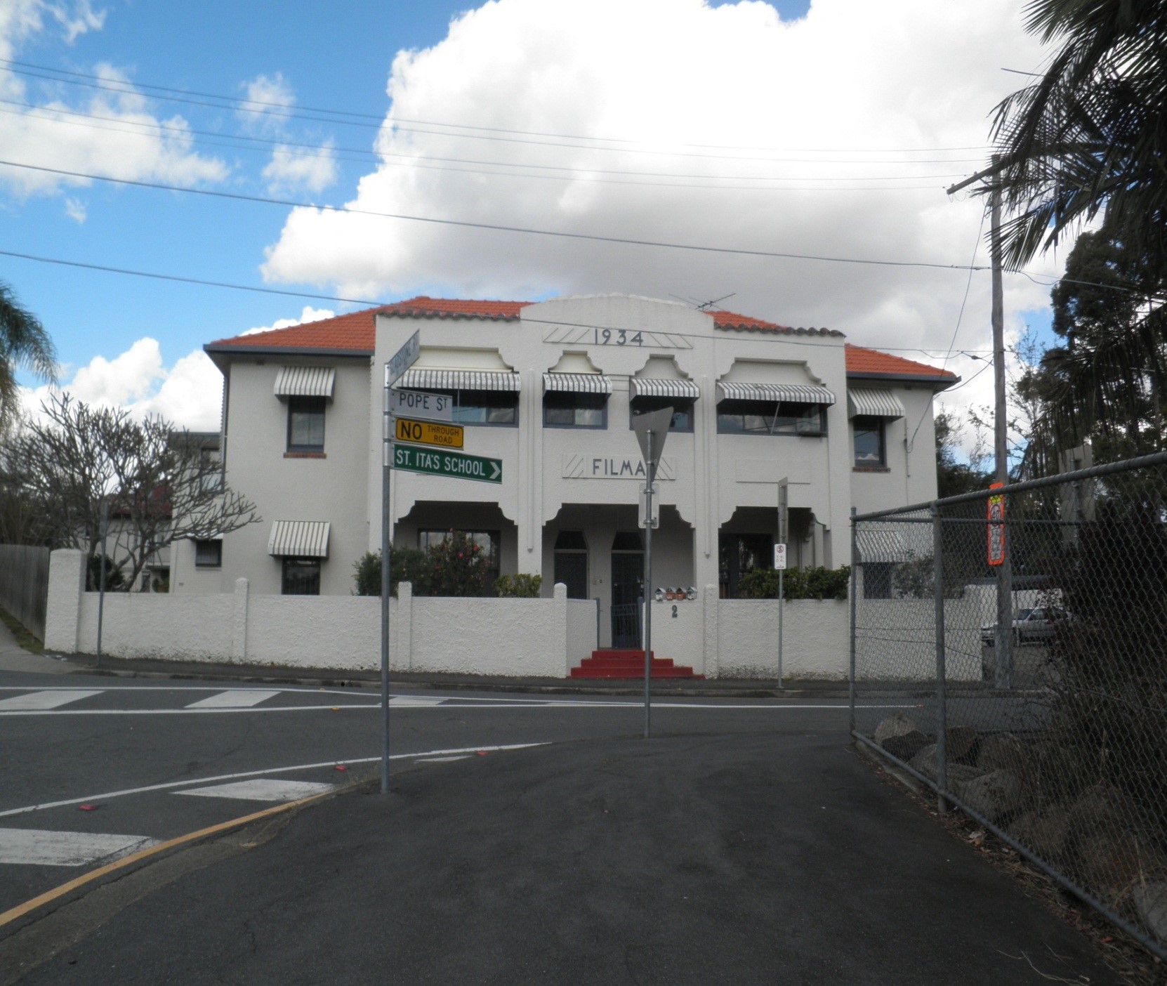 This is an image of the Heritage Place known as Filma Flats located on 267 Gladstone Road in Dutton Park