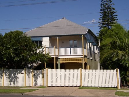 This is an image of the Heritage Place known as an Anzac Cottage on 32 Stuart Street