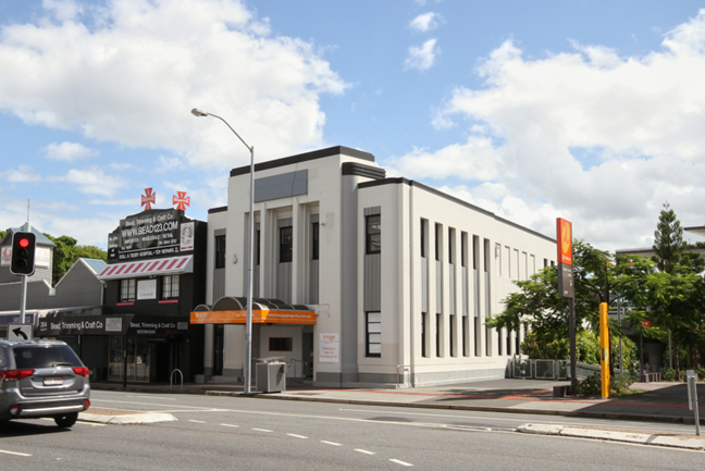 This is an image of the local heritage place known as Commonwealth Bank