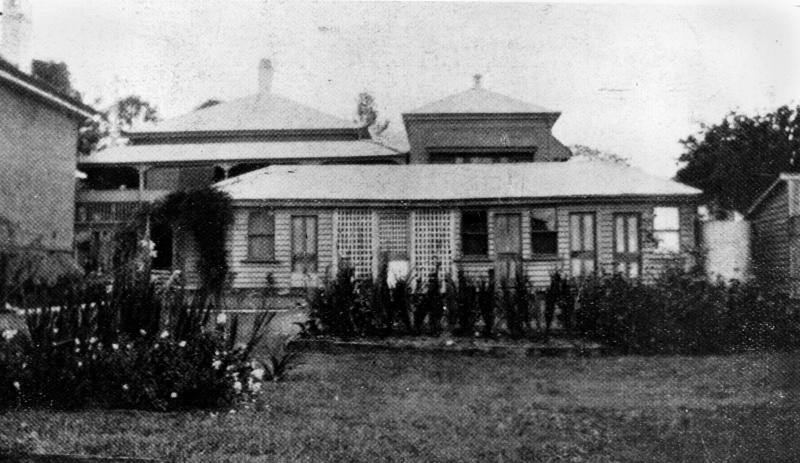 This is an image of the former 'Moana servant's quarters, 1932', 15 December 1932, viewed from the rear of the residence, looking north-west.